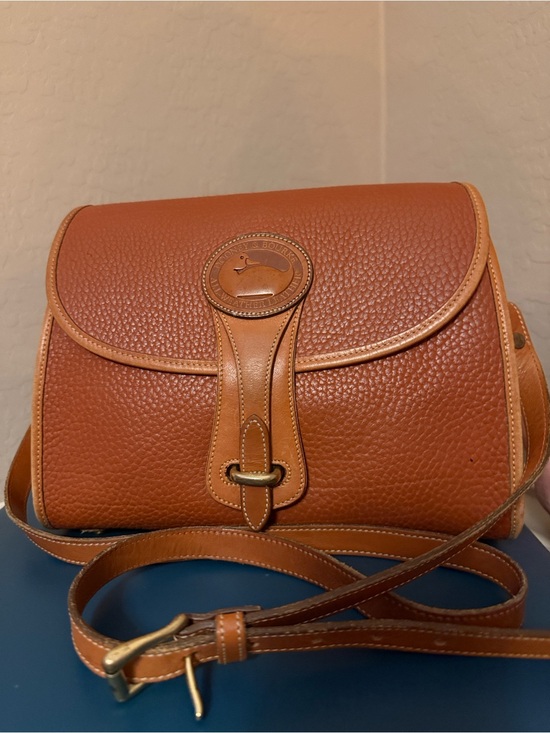 Dooney & Bourke Handbags - Dooney & Bourke 80’s Vintage Essex Shoulder Bag Saddle Tan All Weather Leather
